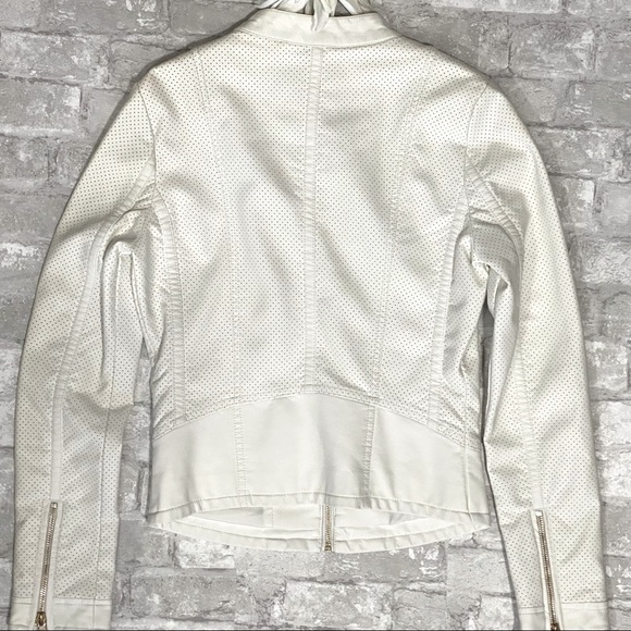 NWT Le Chateau Ivory Faux Leather Jacket 🌟HOST PICK - Picture 8 of 16